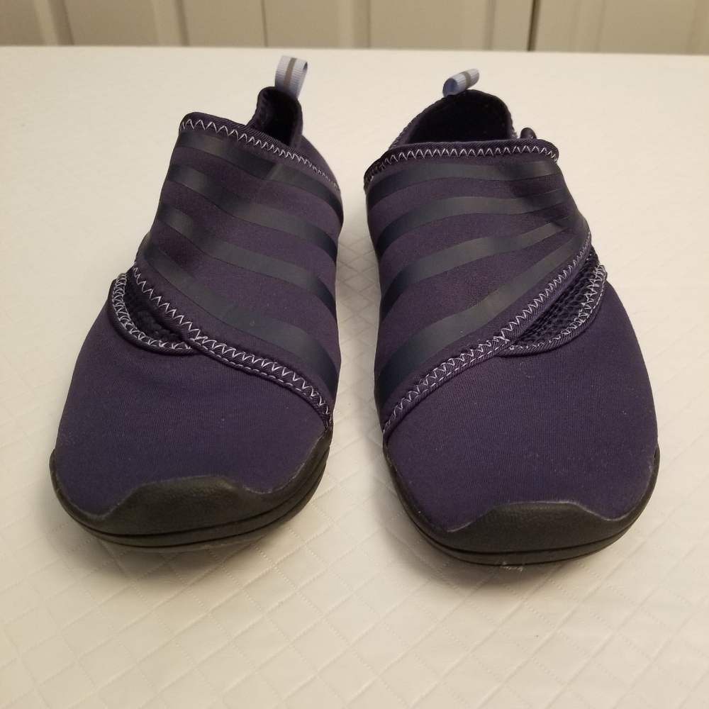 JBU Navy Mermaid Women Size 9  WATER READY Sneakers
